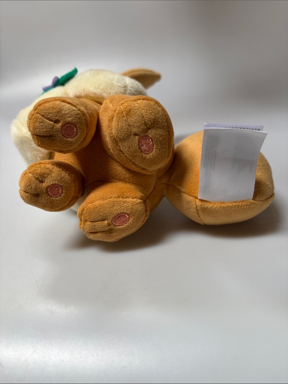 Pokémon Eevee Spring Flower Crown 8" Plush - Picture 6 of 7